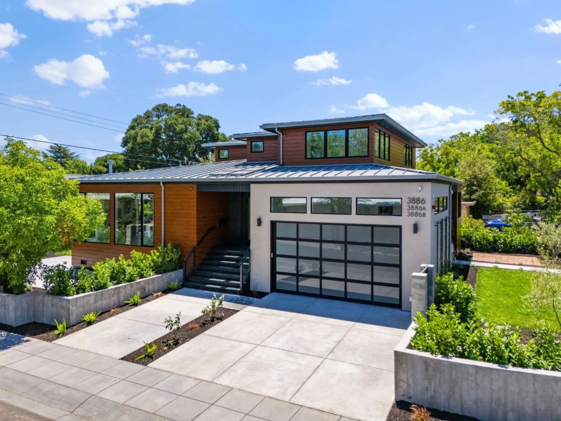 Modern California home clad in aluminum, a material that is Class A and noncombustible by its nature